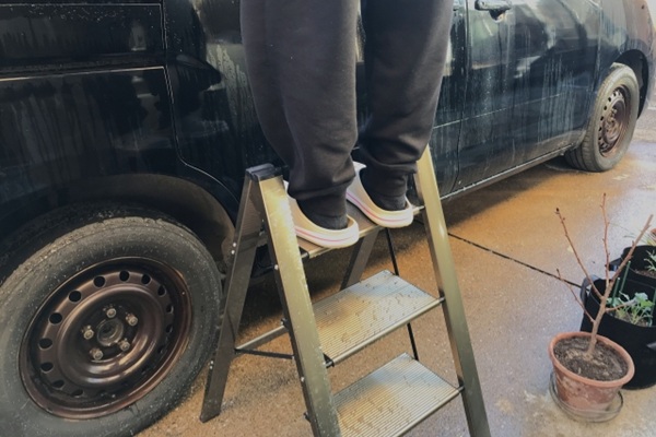 洗車　脚立